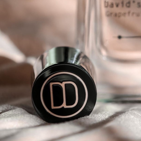 David Dobrik Perfume - cap detail